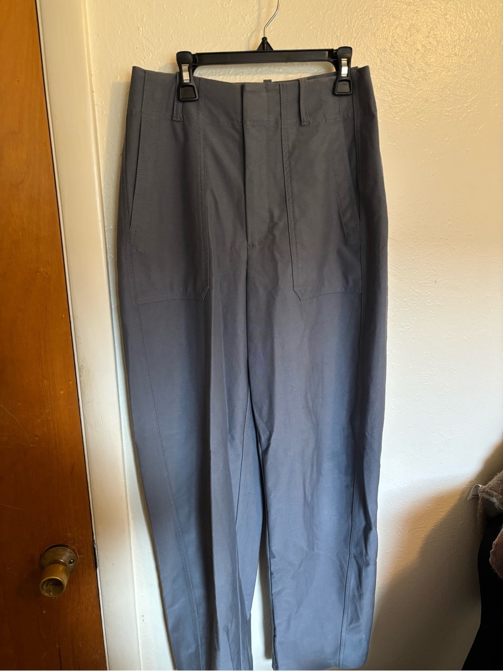 Athleta Gray Cropped Ankle Pants